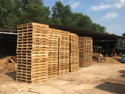 Ảnh hưởng của Quy cách và giá thành đến pallet gỗ