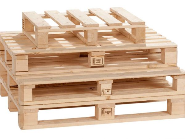Đặc Tính Và Ứng Dụng Của Pallet Gỗ Thông