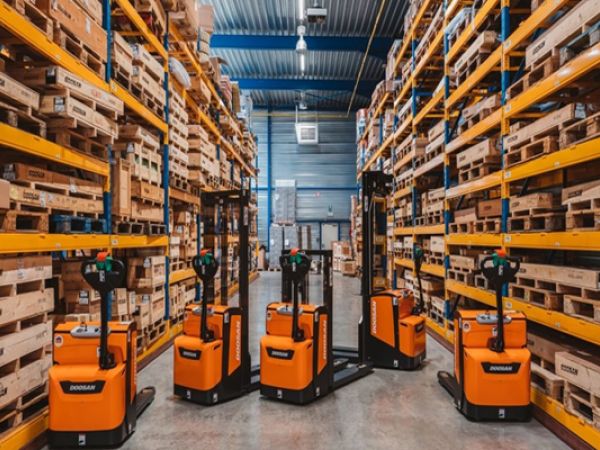 Khi Nào Nên Dùng Kệ Pallet Để Trữ Hàng?