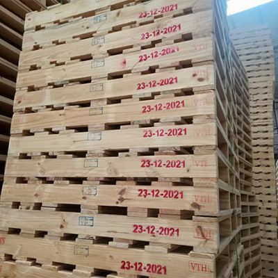 Pallet kê hàng trong kho