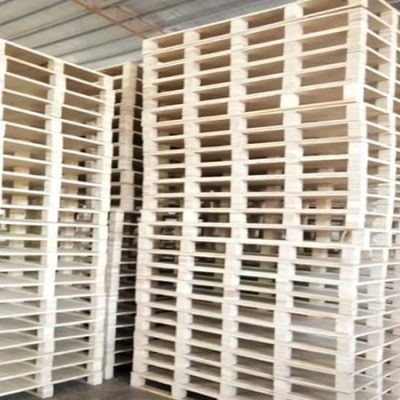 Pallet kê hàng trong kho